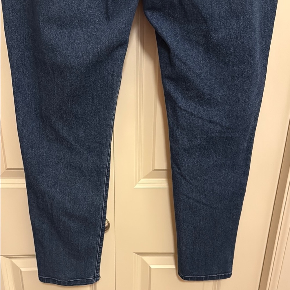 Democracy Blue Ankle Cropped Skinny Jeans - Picture 6 of 10